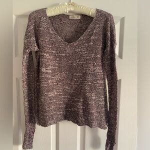 Hollister lightweight v-neck sweater top